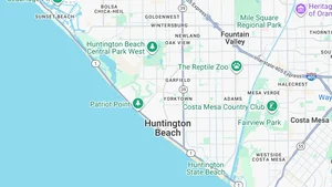 Huntington Beach, CA: Local Living Guide